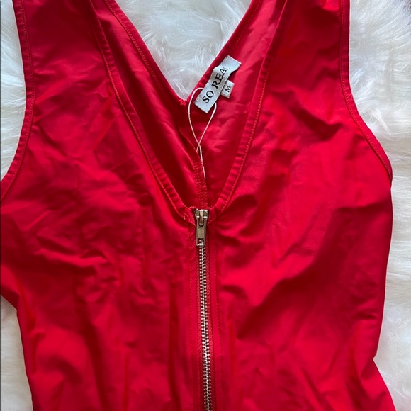 Cute and sexy romper - Picture 2 of 5